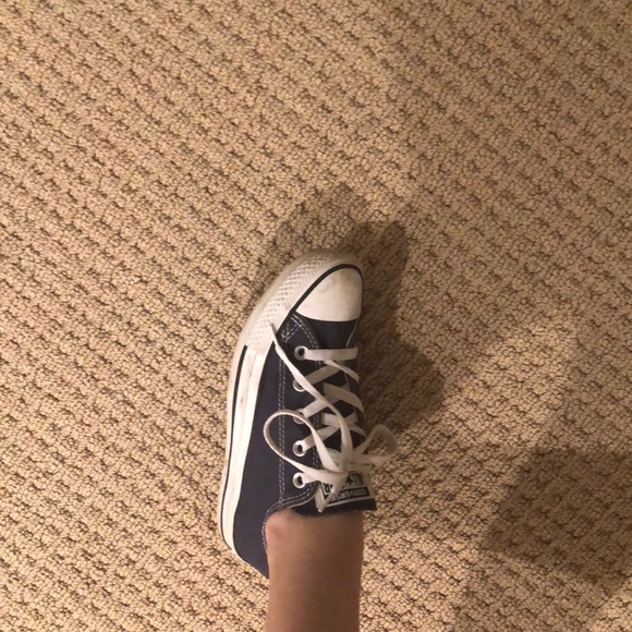 NAVY BLUE CONVERSE - Picture 7 of 8